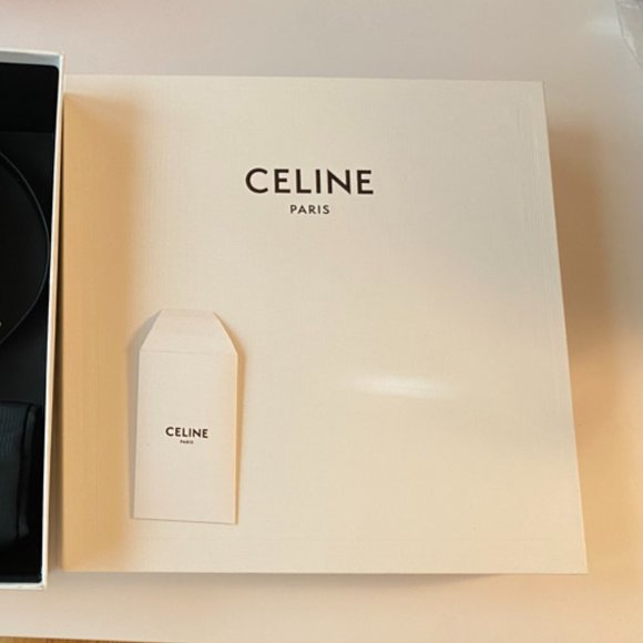 Brand New Celine Triomphe Teen Bag in Shiny Black Calfskin Leather - Picture 15 of 16